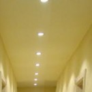 instalación de focos y aros de empotrar en el techo