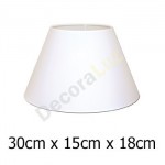 Pantalla de lámpara cónica en Raso plástico color blanco de 30 cm
