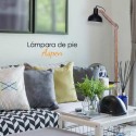 Lámpara de pie industrial Aspen en madera y cemento con pantalla negra